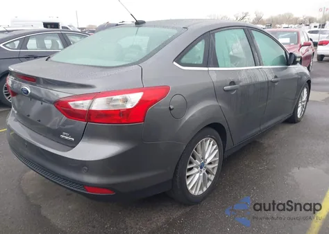 2012 Ford Focus Sel из США, поврежденный, VIN 1FAHP3H21CL386717